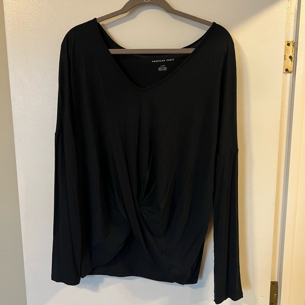 American Eagle long sleeve shirt